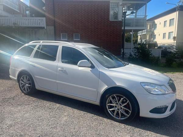 Skoda Octavia Mikkeli - valokuva 3