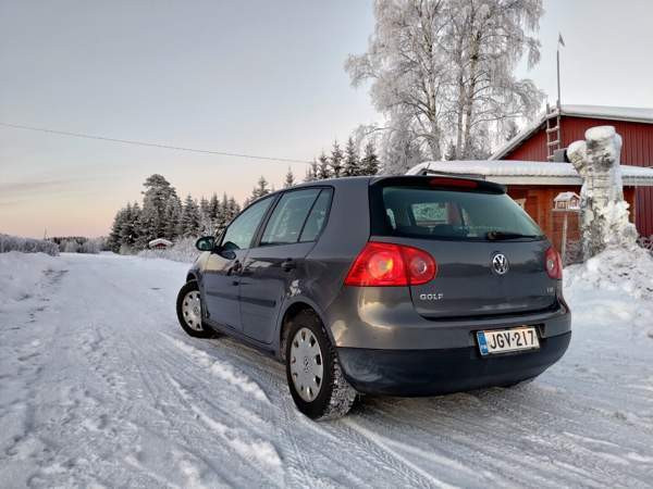 Volkswagen Golf Veteli - valokuva 4