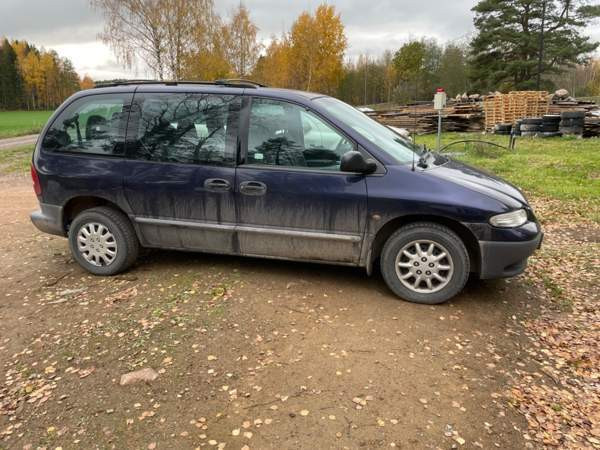 Chrysler Voyager Коувола - изображение 2