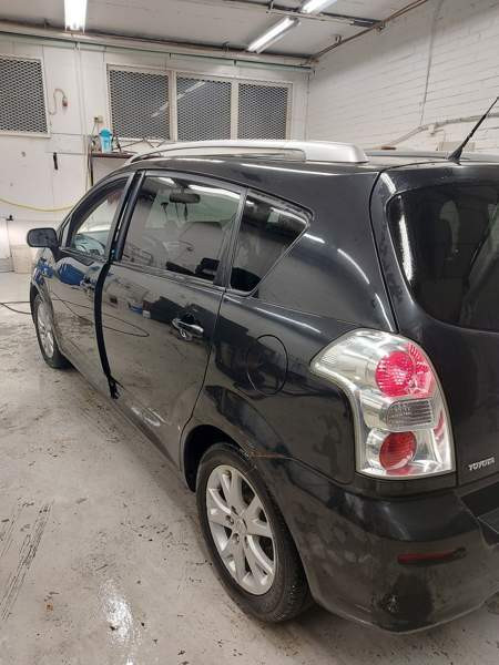 Toyota Corolla Verso Vantaa - valokuva 4