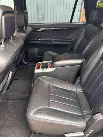 Mercedes-Benz R Maentsaelae