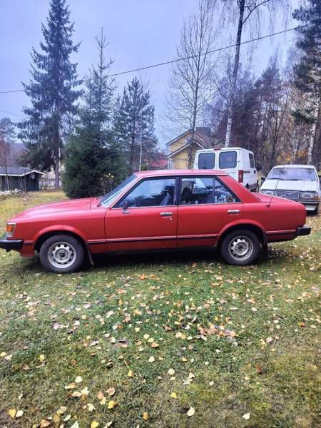 Toyota Carina Варкаус - изображение 2