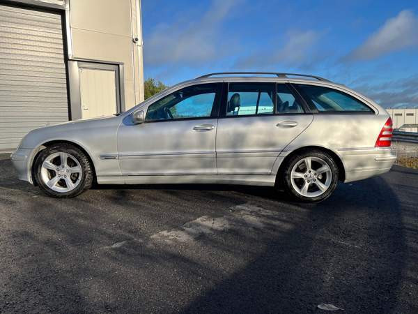 Mercedes-Benz C Nokia - photo 6