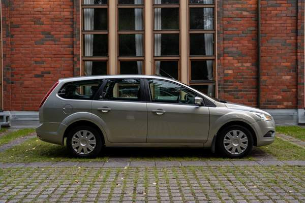 Ford Focus Helsinki - valokuva 4