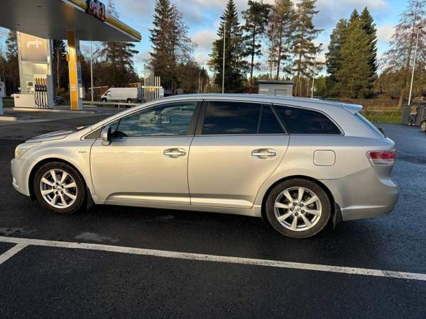 Toyota Avensis Seinaejoki - photo 2