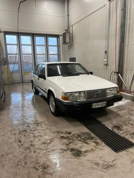 Volvo 940 Киевская область - изображение 1