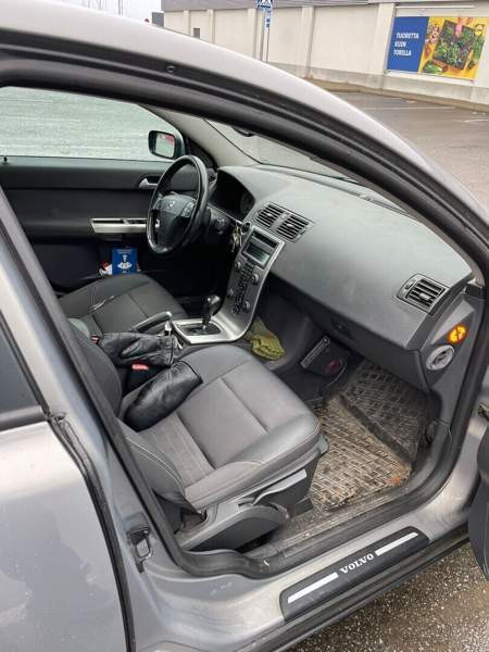 Volvo S40 Лемпяаля - изображение 5