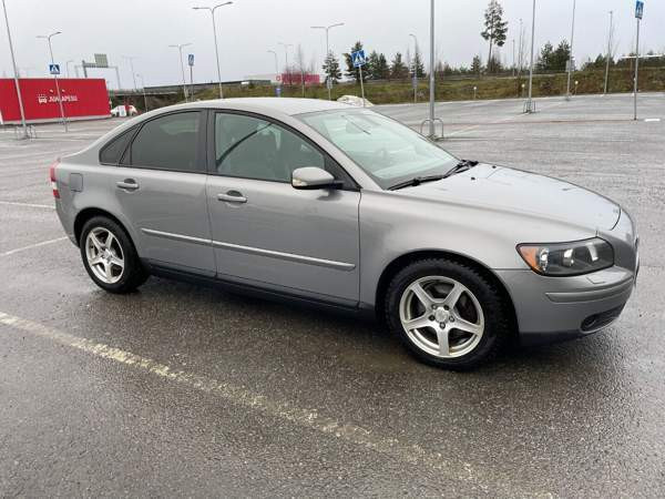 Volvo S40 Лемпяаля - изображение 1