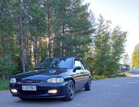 Ford Escort Sarov