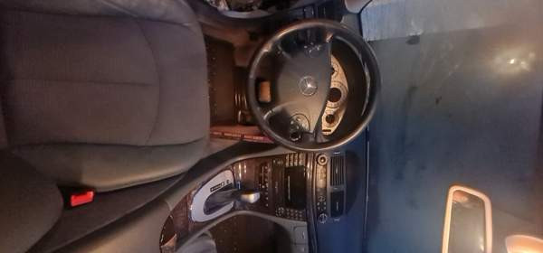 Mercedes-Benz E Райсио - изображение 3