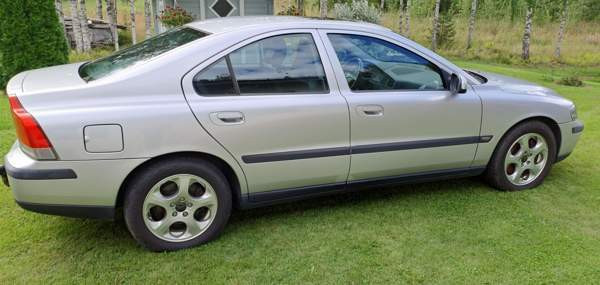 Volvo S60 Luga - photo 3