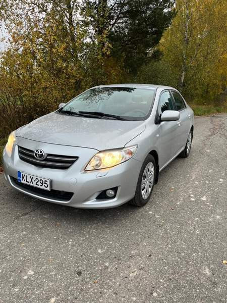 Toyota Corolla Apatity - valokuva 7