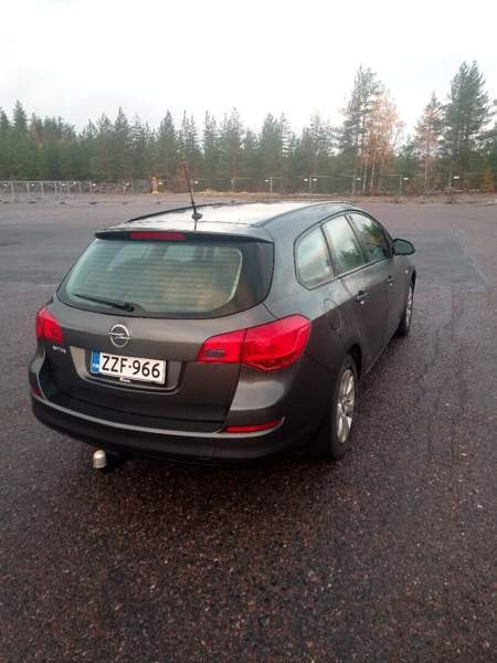 Opel Astra Vihti - valokuva 3