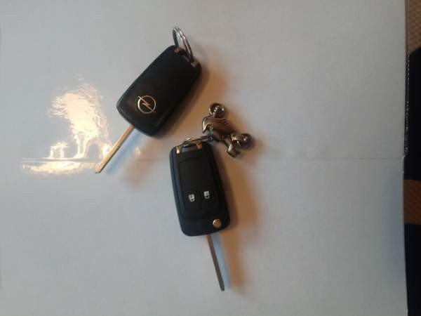 Opel Astra Vihti - valokuva 8