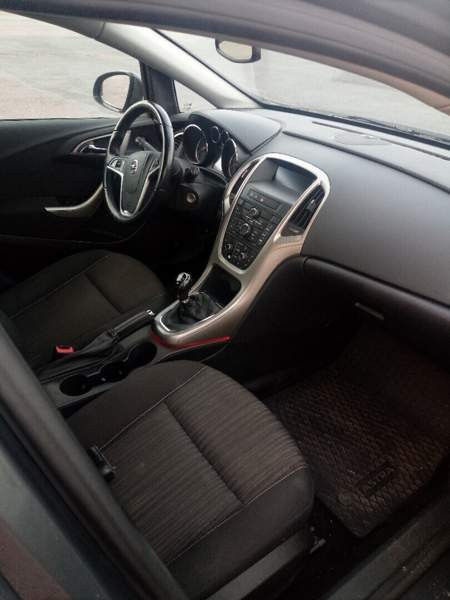 Opel Astra Vihti - valokuva 5