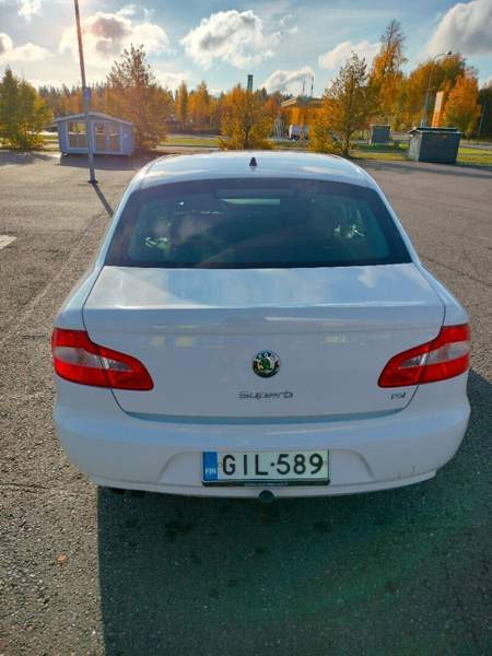 Skoda Superb Joroinen - photo 4
