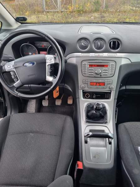 Ford Galaxy Glebychevo - valokuva 8