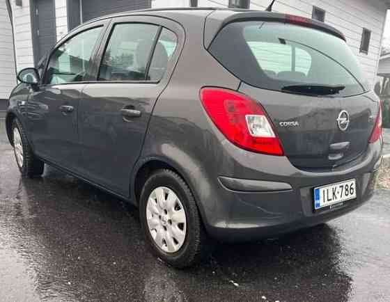 Opel Corsa Nokia