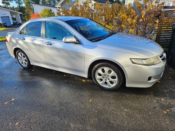 Honda Accord Сейняйоки - изображение 1