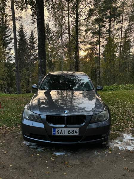 BMW 320 Uurainen - valokuva 3