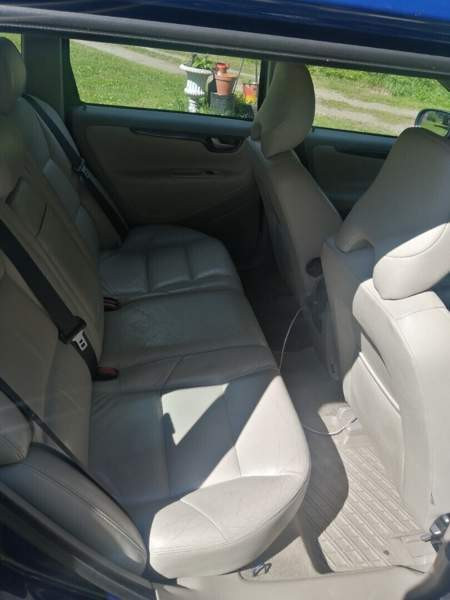 Volvo V70 Sysmä – foto 7