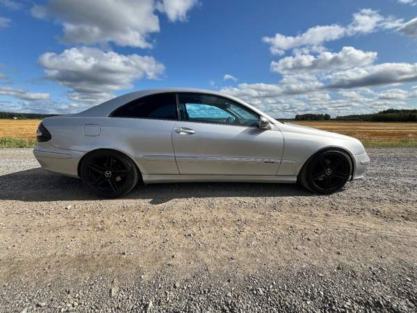 Mercedes-Benz CLK Kauhava - изображение 3