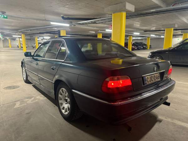 BMW 728 Vantaa - valokuva 2