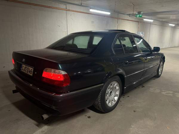 BMW 728 Vantaa - valokuva 4