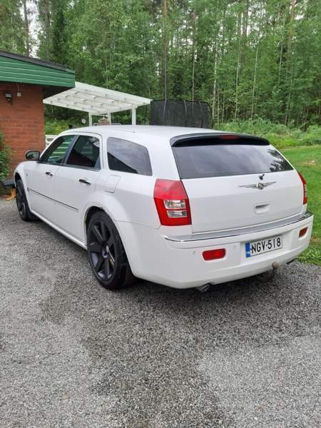 Chrysler 300C Sastamala - valokuva 3