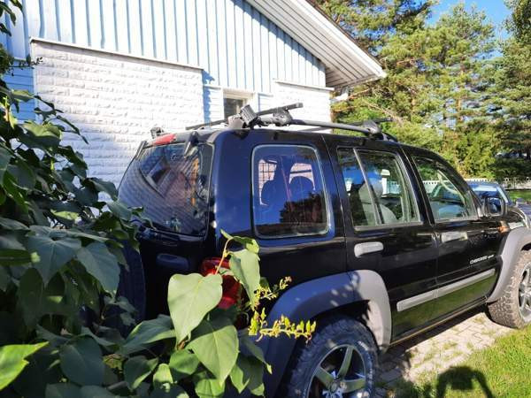 Jeep Cherokee Oulu - valokuva 4