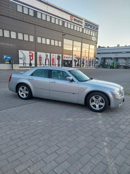Chrysler 300C Vantaa - valokuva 6