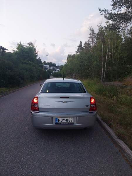 Chrysler 300C Vantaa - valokuva 2