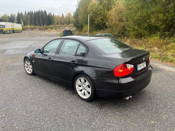 BMW 325 Mikkeli - photo 5