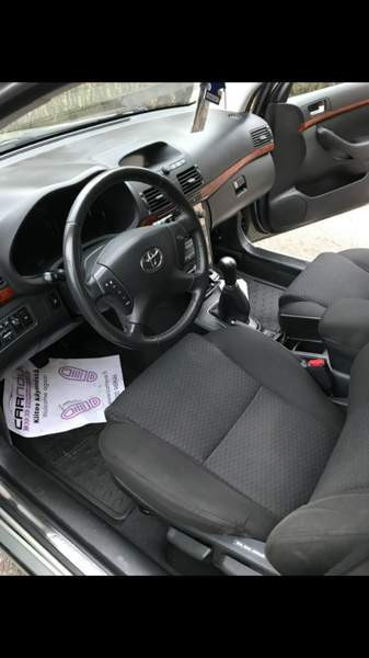 Toyota Avensis Helsinki - valokuva 8