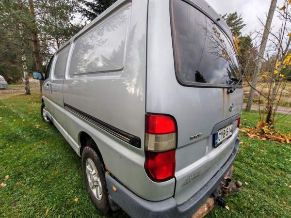 Toyota Hiace Porvoo - valokuva 7