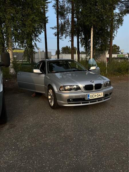 BMW 318 Joensuu - valokuva 2