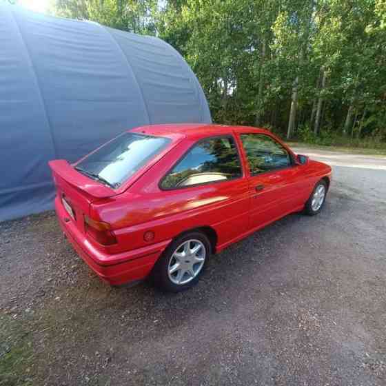 Ford Escort Luga