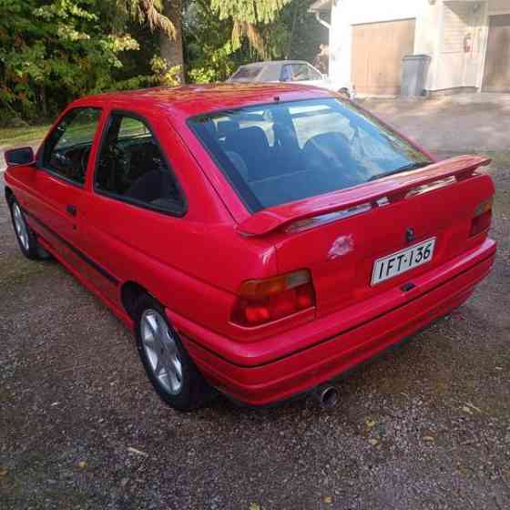Ford Escort Luga