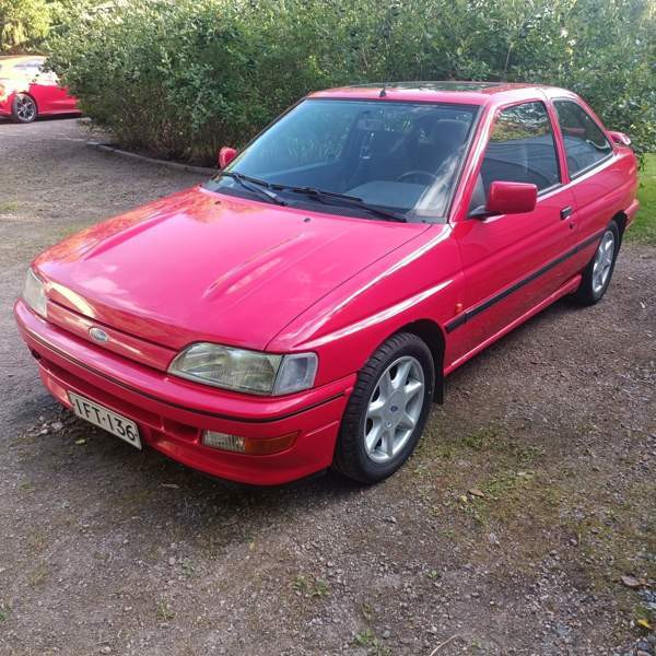 Ford Escort Luga – foto 1