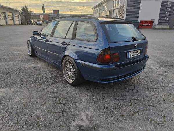 BMW 320 Kuusamo - valokuva 2