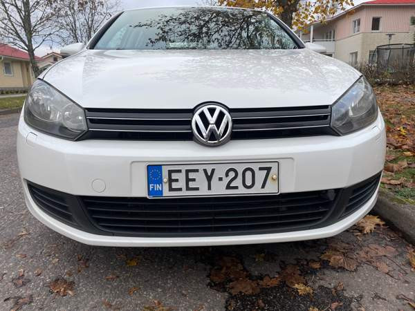 Volkswagen Golf Vantaa - valokuva 1