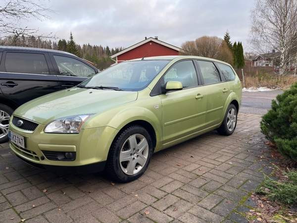 Ford Focus Espoo - valokuva 1