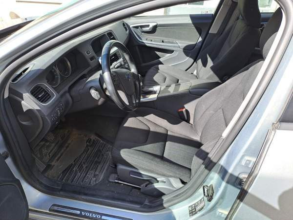 Volvo V60 Kuopio - valokuva 5