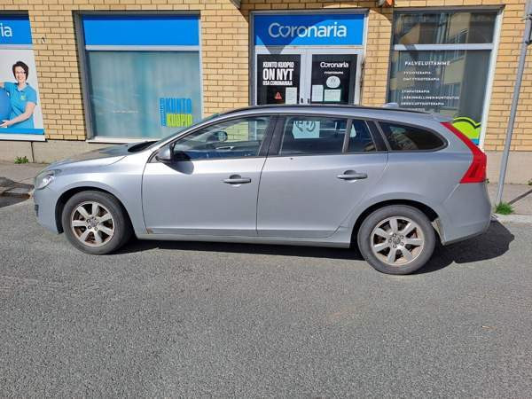 Volvo V60 Kuopio - valokuva 3