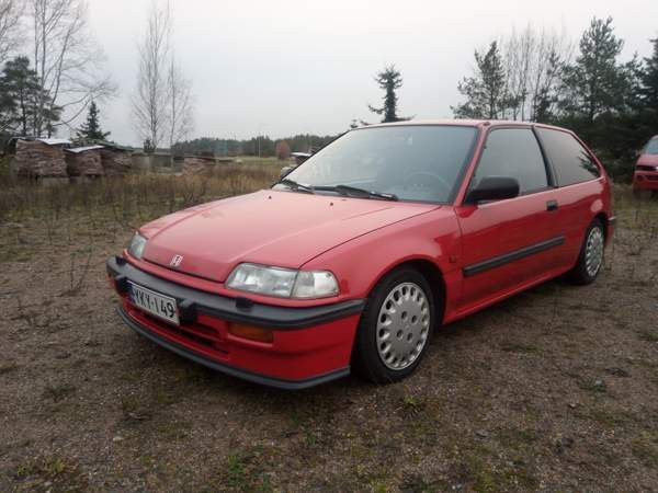 Honda Civic Turtkul - valokuva 4