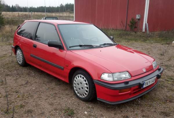 Honda Civic Turtkul - valokuva 1
