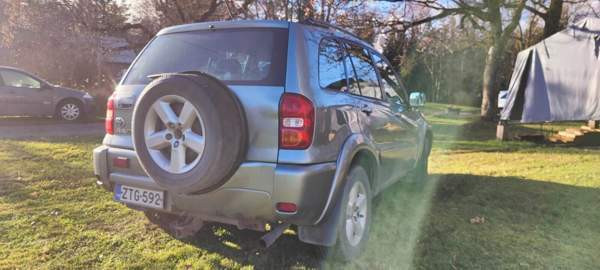 Toyota RAV4 Лемпяаля - изображение 8