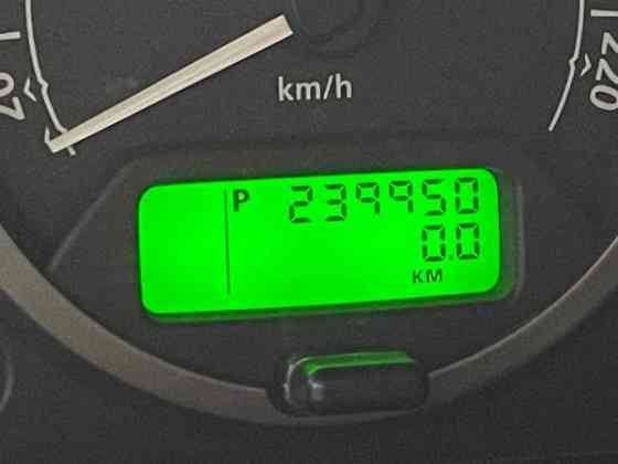 Land Rover Discovery Siuntio