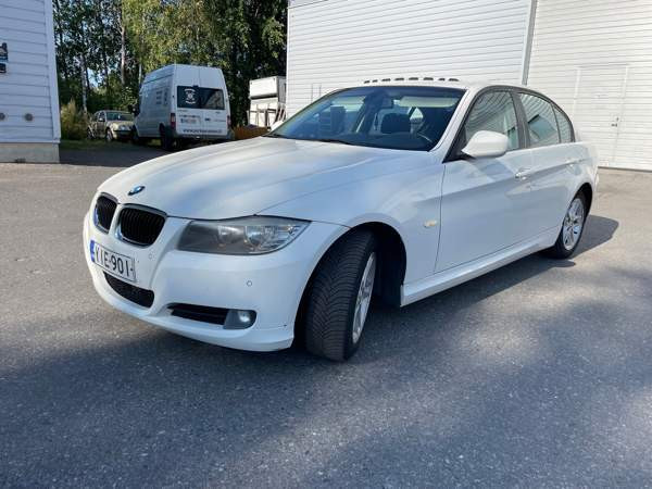 BMW 320 Oulu - valokuva 6