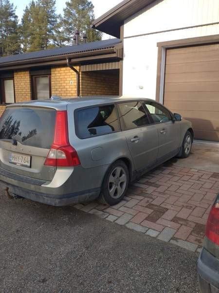 Volvo V70 Vieremä - valokuva 1